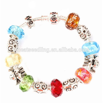 Alibaba promotion en gros Cadeaux Bracelet en perles de verre en Murano brisé à la main
